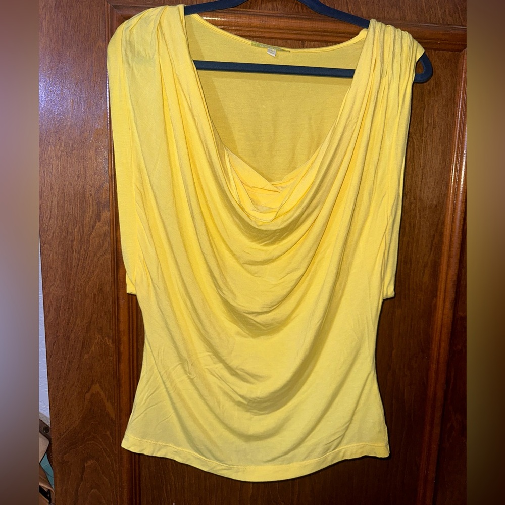 Pastel Yellow Gianni Bini Top